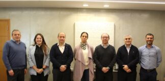 Reunión Facultad de Ciencias Económicas y EDET S.A.